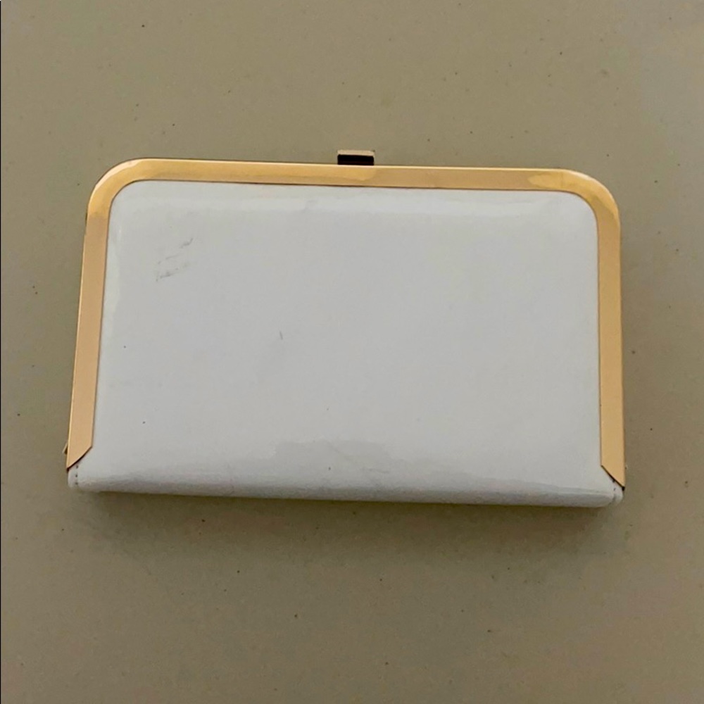 Small clutch no straps